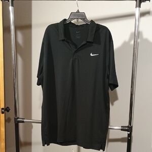 Nike Men's Black Polo Shirt